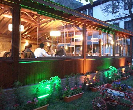 Ugurlu Konaklari 3* Kastamonu